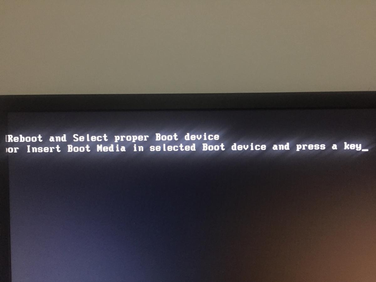 Reboot черный экран. Reboot and select proper Boot device or Insert Boot Media in selected Boot device and Press. Reboot and select proper Boot. Компьютер Reboot and select proper Boot device. Reboot and select proper Boot device or Insert Boot Media in selected Boot device and Press a Key 10.